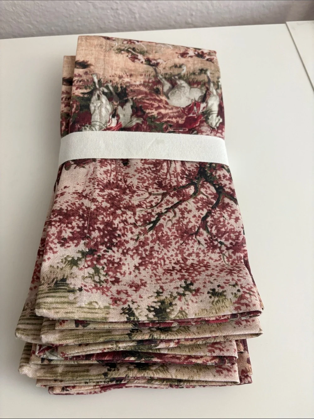 Pottery Barn Hunt Printed Cotton Napkins - Burgundy and Cream